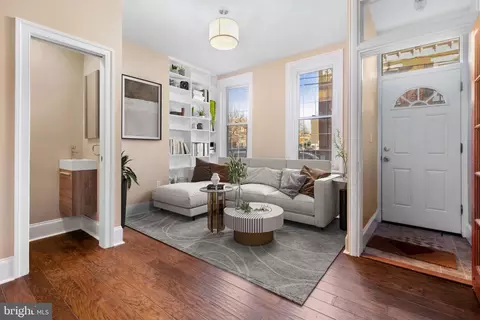 340 N Sloan St, Philadelphia, PA 19104