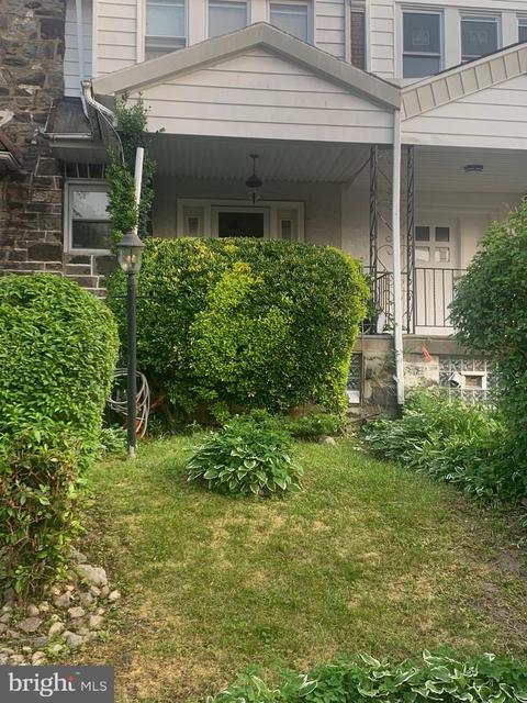1722 65th Ave W, Philadelphia, PA 19126