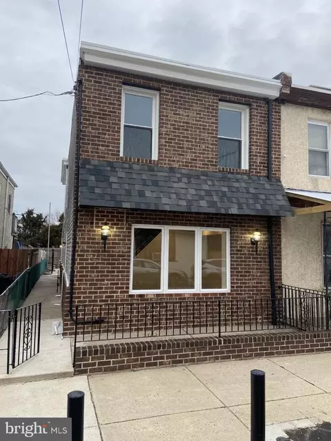 2755 Ash St, Philadelphia, PA 19137
