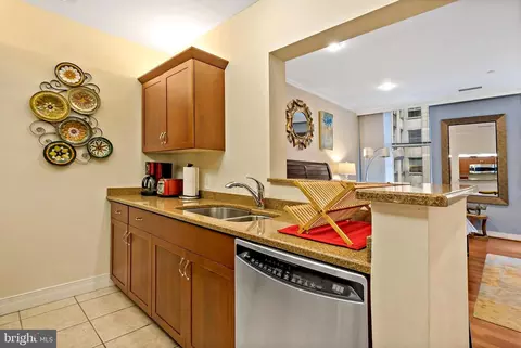 160018 Arch St #1410, Philadelphia, PA 19103