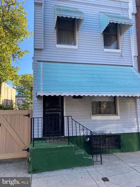 2127 N Dover St, Philadelphia, PA 19121