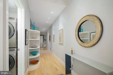 1101 Locust St #2I, Philadelphia, PA 19107