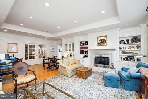 225 S 18th St #PHG, Philadelphia, PA 19103