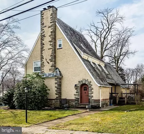 4018 Primrose Rd, Philadelphia, PA 19114