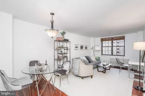 21929 S 18th St #1419, Philadelphia, PA 19103
