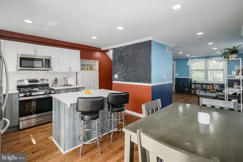 1054 E Upsal St, Philadelphia, PA 19150