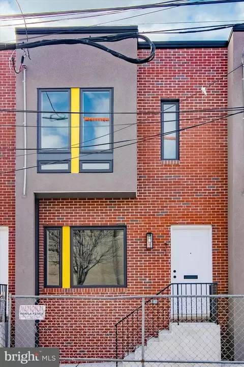19 E Somerset St, Philadelphia, PA 19134