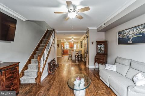 2428 S 19th St, Philadelphia, PA 19145