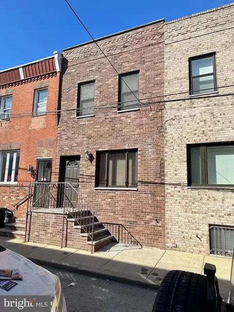 2634 S Rosewood St, Philadelphia, PA 19145