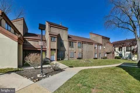 5011 S Convent Ln #(D) 202, Philadelphia, PA 19114
