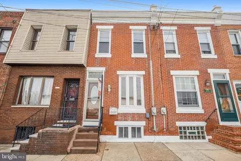 2409 Almond St, Philadelphia, PA 19125