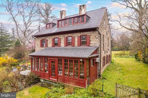 425 E Roumfort Rd, Philadelphia, PA 19119