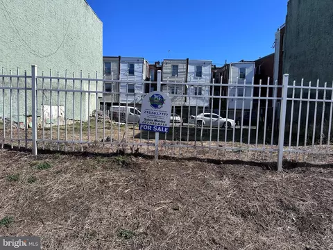 3889 Glendale St, Philadelphia, PA 19124