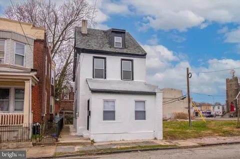 6330 N Beechwood St, Philadelphia, PA 19138