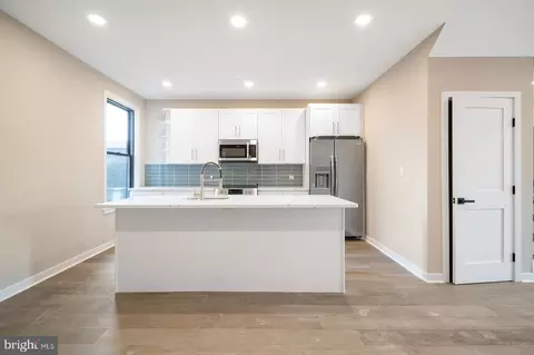 1716 W Girard Ave #4, Philadelphia, PA 19130