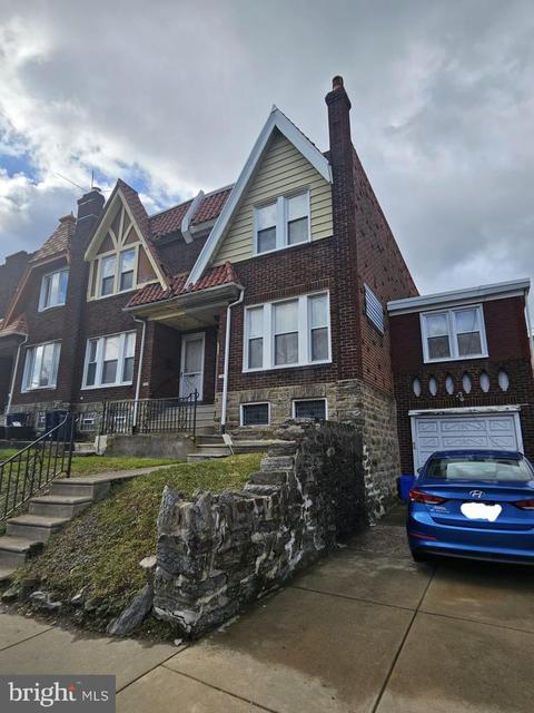 1992 W Cheltenham Ave, Philadelphia, PA 19138
