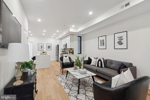 1432 N Franklin St #2, Philadelphia, PA 19122
