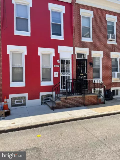 2128 Cross St, Philadelphia, PA 19146
