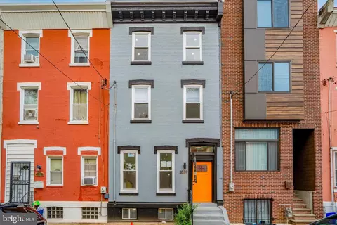 2039 W Oxford St, Philadelphia, PA 19121
