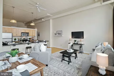 2429 Locust St #511, Philadelphia, PA 19103