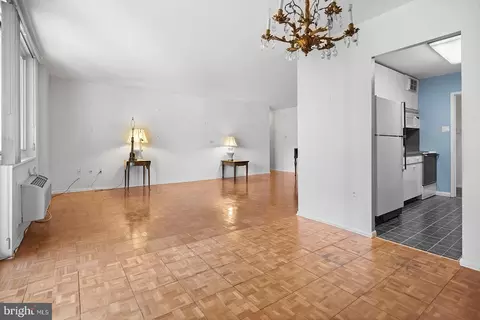1901 John F Kennedy Blvd #2120, Philadelphia, PA 19103