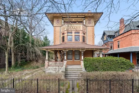 4721 Chester Ave, Philadelphia, PA 19143