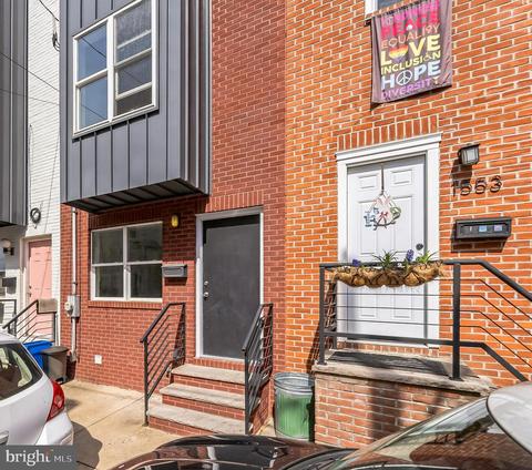 1555 E Hewson St, Philadelphia, PA 19125