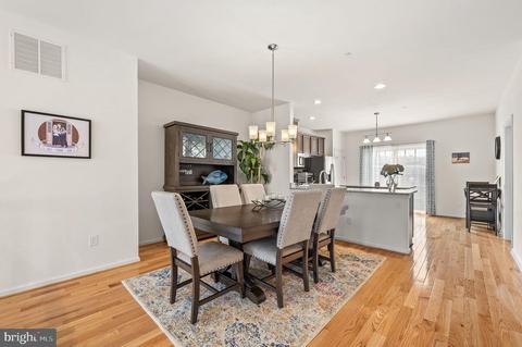 2302 Hartranft St, Philadelphia, PA 19145