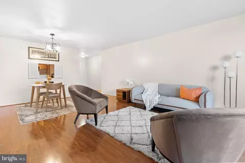 1919 Chestnut St #1210, Philadelphia, PA 19103