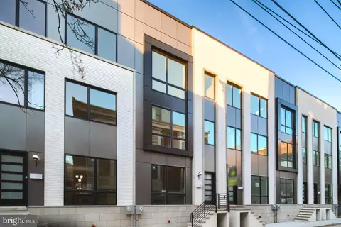 1529 Kater St, Philadelphia, PA 19146