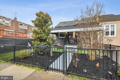 4108 Bennington St, Philadelphia, PA 19124