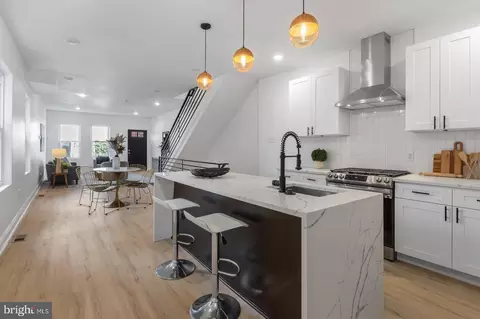2926 W Thompson St, Philadelphia, PA 19121