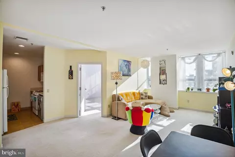 1100 Vine St #410, Philadelphia, PA 19107