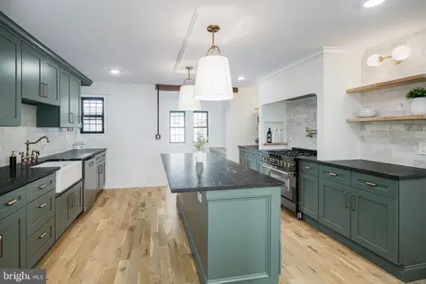1635 Wharton St, Philadelphia, PA 19146