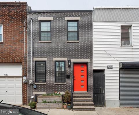703 Pierce St, Philadelphia, PA 19148