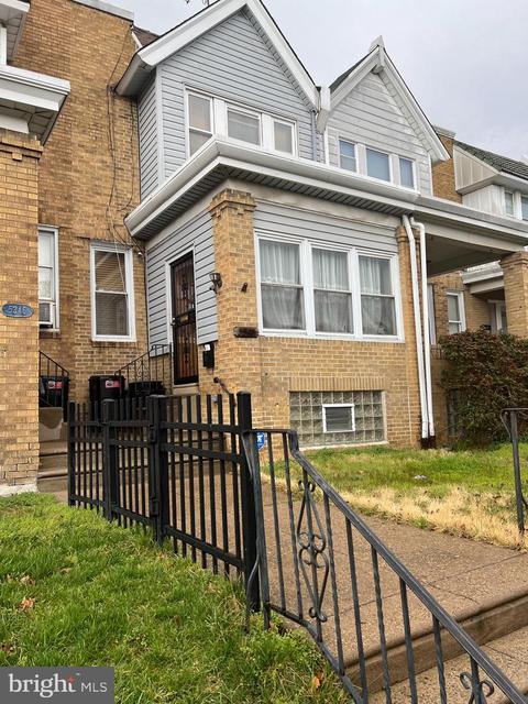 5348 Oakland St, Philadelphia, PA 19124