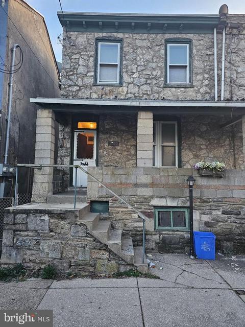 5610 Sprague St, Philadelphia, PA 19138
