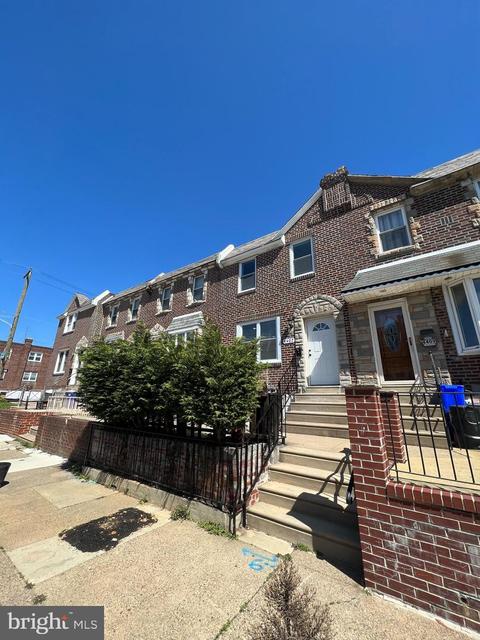 4407 Loring St, Philadelphia, PA 19136