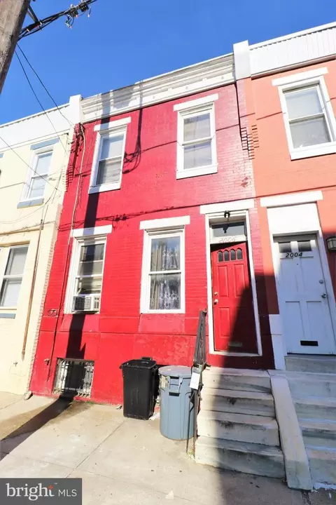 2006 S 4th St, Philadelphia, PA 19148