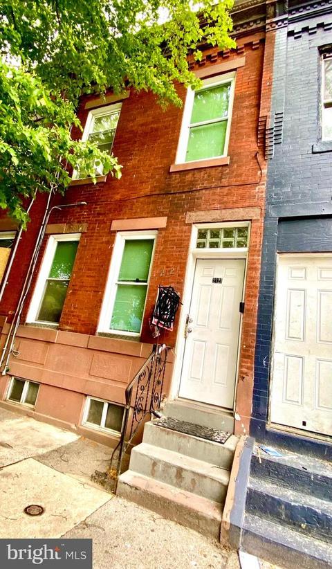 2121 E Cambria St, Philadelphia, PA 19134