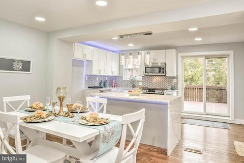 604 E Carver St, Philadelphia, PA 19120