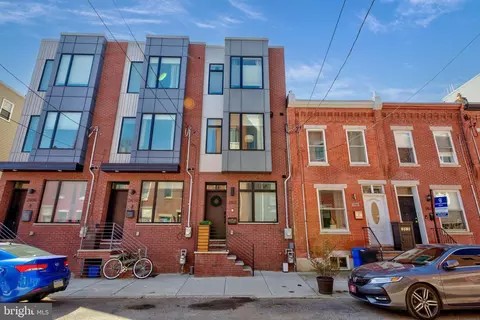 2612 Manton St, Philadelphia, PA 19146