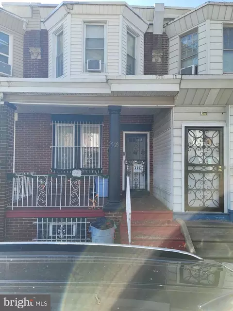 5528 N American St, Philadelphia, PA 19120