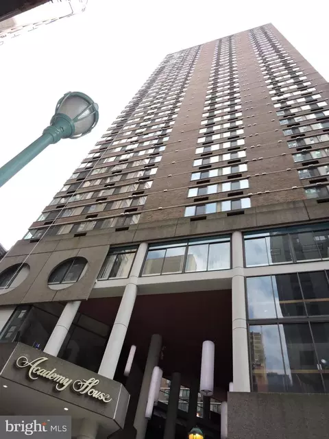 1420 Locust St #21F, Philadelphia, PA 19102