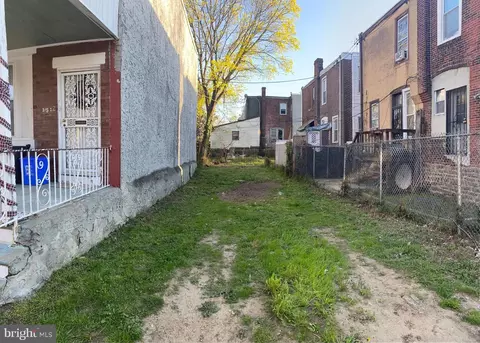 1514 W Rockland St, Philadelphia, PA 19141