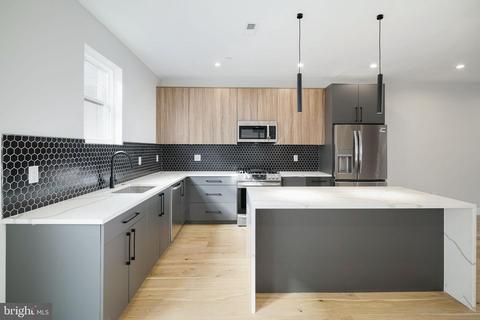 2657 Tilton St, Philadelphia, PA 19125