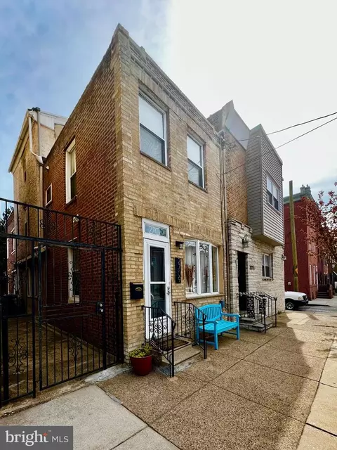 2709 E Somerset St, Philadelphia, PA 19134