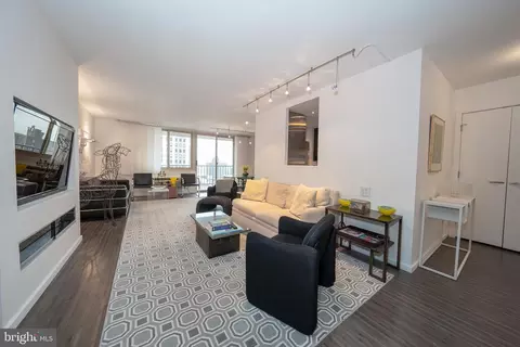 1919 Chestnut St #1808-09, Philadelphia, PA 19103