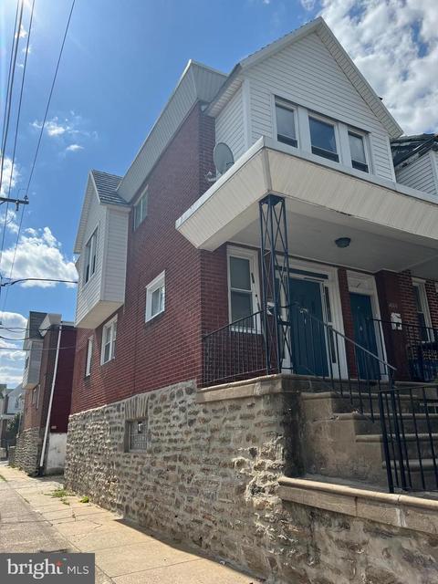 4060 Aldine St, Philadelphia, PA 19136