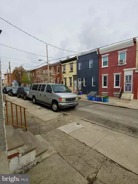 524 Pierce St, Philadelphia, PA 19148